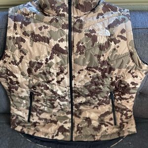 North face vest